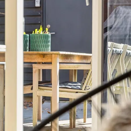 Nimastay - Modern Family Townhouse In Charming Risskov